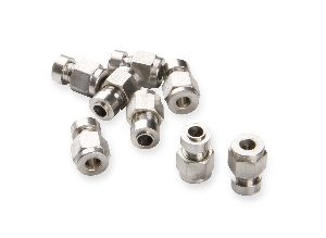 Holley Pipe Fitting 