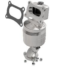 Magnaflow Catalytic Converter with Integrated Exhaust Manifold  Rear 