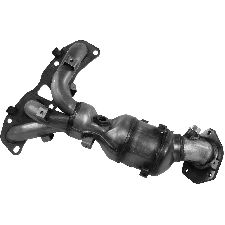 Walker Exhaust Catalytic Converter with Integrated Exhaust Manifold 